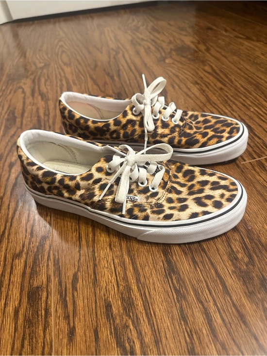 Vans Shoes - Vans Leopard-Print Low-Top Sneakers - Brown/Black